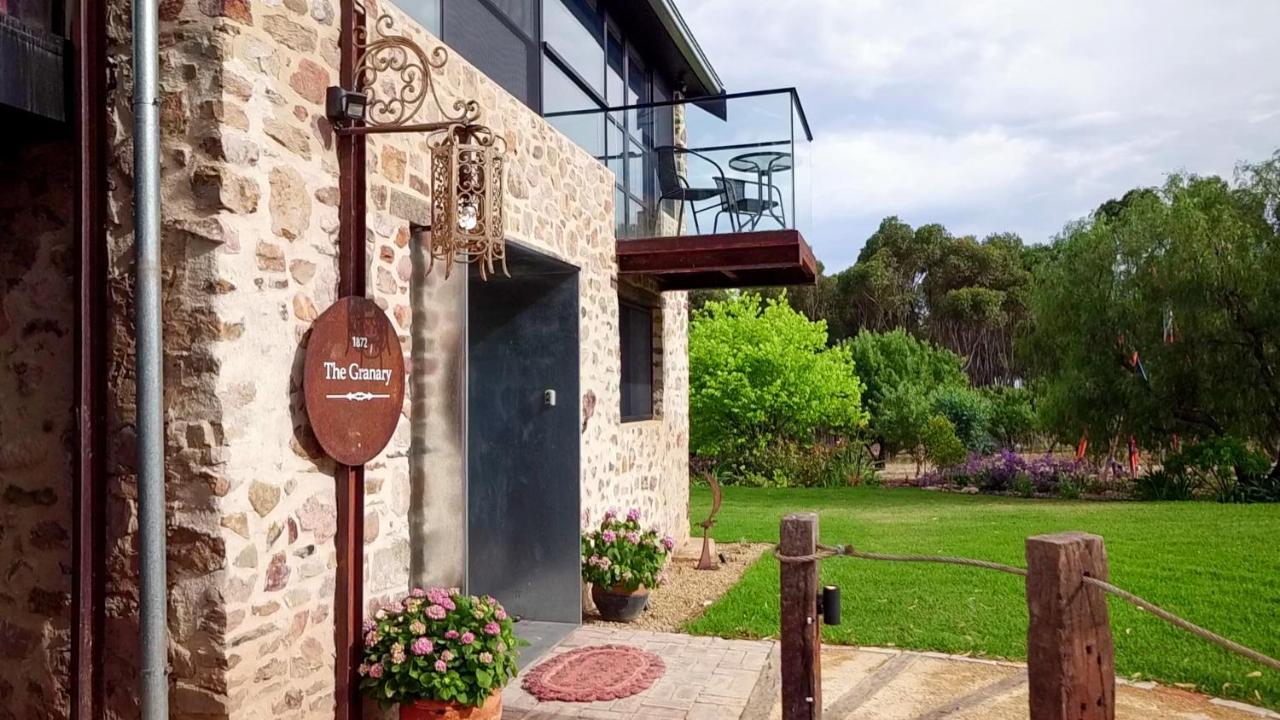 The Old Chaff Mill Organic Vineyard Retreat Bed and Breakfast Sellicks Hill Εξωτερικό φωτογραφία